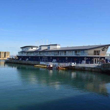 Апарт отель Crabbers' Wharf Портленд Экстерьер фото
